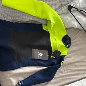 Roxy wetsuit size 10